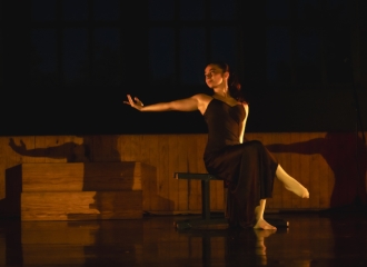 Fotografia da coreografia "Quem me vê" | Créditos: Luana Santos